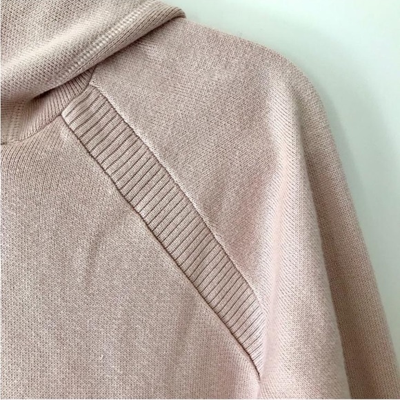 Lululemon Sweater - Picture 10 of 12